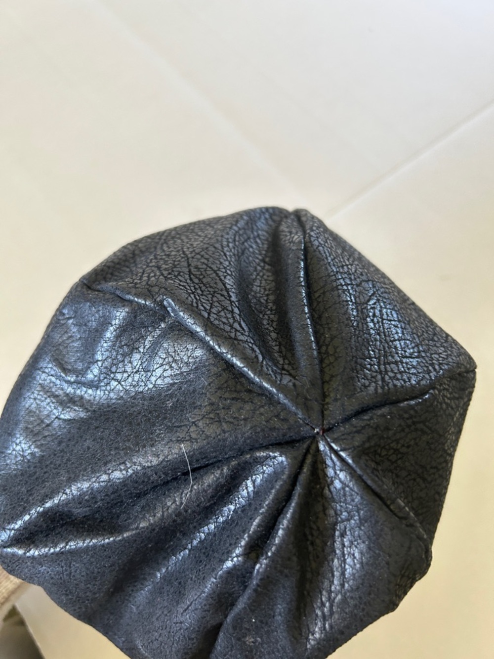 HARLEY DAVIDSON BLACK VINTAGE TEXTERD LEATHER SHORT BRIM BIKER CAP WITH LOGO - Picture 7 of 12